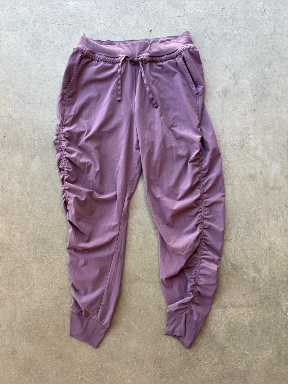 Athleta Attitude Ruched Jogger Pants Volcanic Violet Size 2